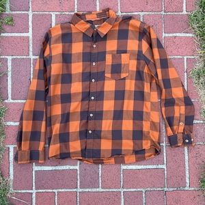 Marmot Mountain Works Long Sleeve Button Down Shirt Size: Large